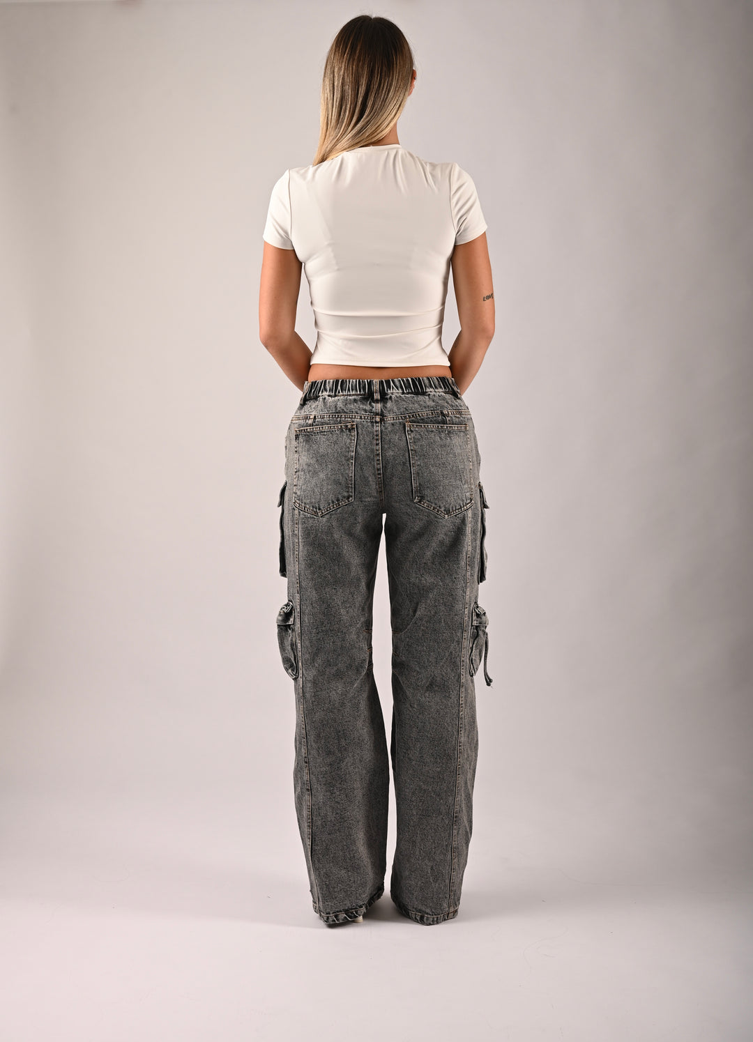 LOCKERE GRAU VERWASCHENE CARGO JEANS - Olivia