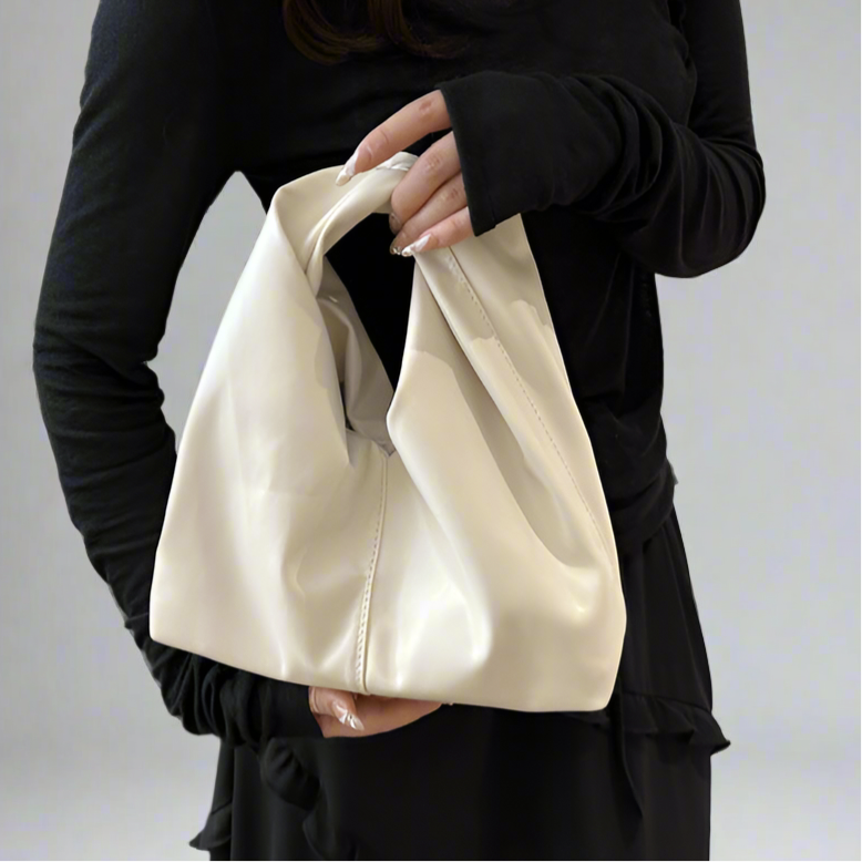 GEFALTETE WOLKEN HANDTASCHE